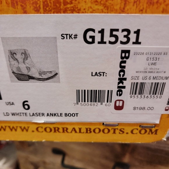Corral boots - Picture 3 of 4